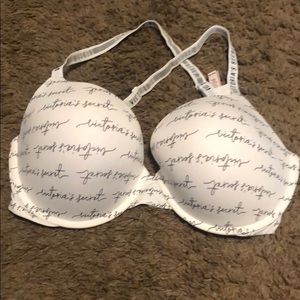 Brand new never worn Victoria Secrets T-shirt bra